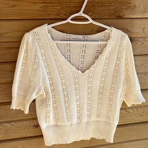 Cute Lush Brand Crotchet Cropped Sweater. Cream. Size M.